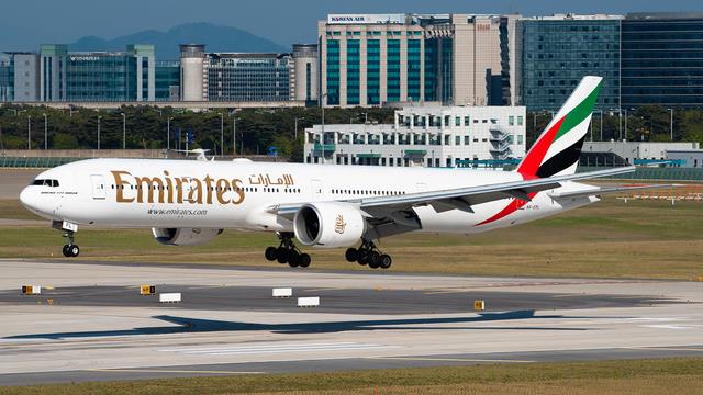 A6-EPL::Emirates Airline